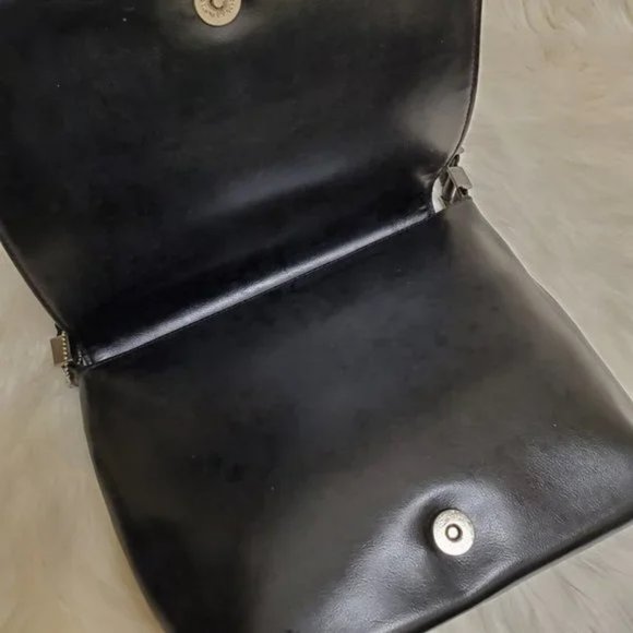 Vintage Nine West Women's Black Leather Cross-Body Bag - Picture 6 of 11